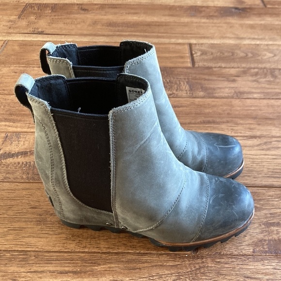 Sorel Shoes Sorel Lea Wedge Boots Nubuck Leather Chelsea Boots Lug
